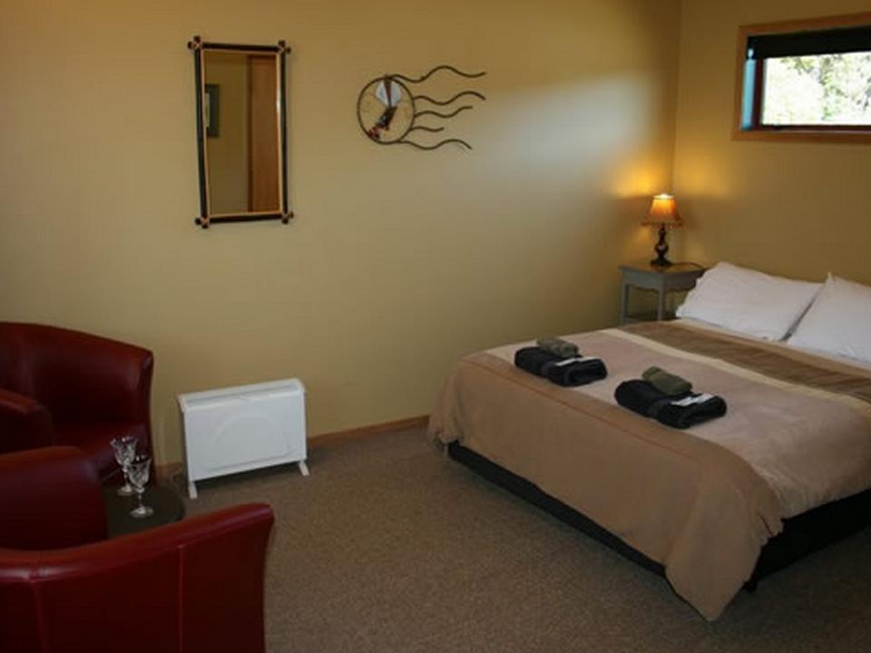 The Whistling Frog Resort Chaslands Eksteriør billede