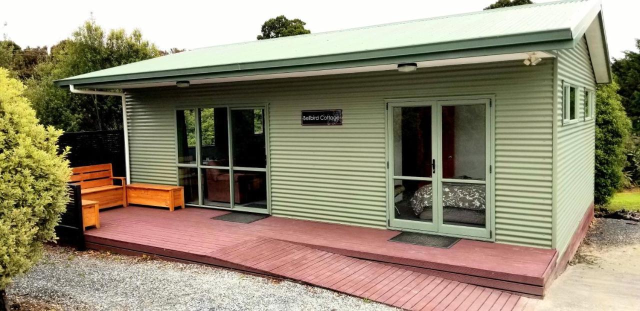 The Whistling Frog Resort Chaslands Eksteriør billede